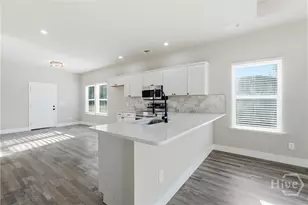 150 Darling St, Savannah, GA 31408 - Photo 12