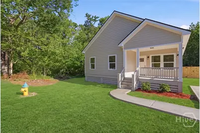 150 Darling Street, Savannah, GA 31408 - Photo 2