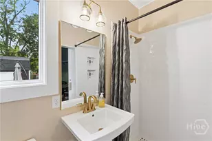 904 E Park Ave, Savannah, GA 31401 - Photo 16