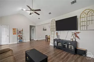 118 NE Clay St, Ludowici, GA 31316 - Photo 8