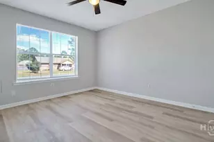 110 W Kenny Dr, Hinesville, GA 31313 - Photo 10