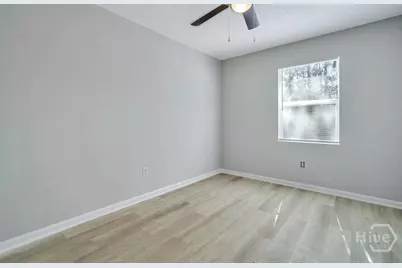 110 W Kenny Drive, Hinesville, GA 31313 - Photo 12