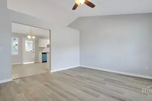 110 W Kenny Dr, Hinesville, GA 31313 - Photo 6