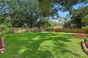 209 E 65th St, Savannah, GA 31405 - Photo 40