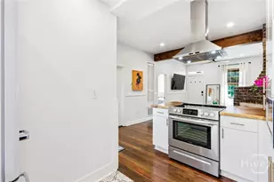534 E Charlton St, Savannah, GA 31401 - Photo 14