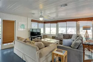 104 18th St, Tybee Island, GA 31328 - Photo 16