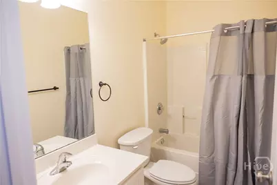 503 E 32nd Street E, Savannah, GA 31401 - Photo 12