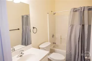 503 E 32nd Street E, Savannah, GA 31401 - Photo 12