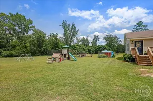 1327 R L Roberts Rd, Pembroke, GA 31321 - Photo 14