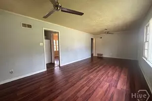 2374 Pinetree Rd, Savannah, GA 31404 - Photo 10