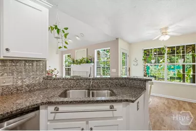725 Laurel Hill Circle, Richmond Hill, GA 31324 - Photo 16
