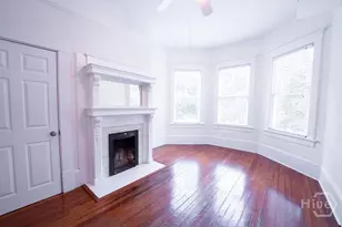 816 Drayton St, Savannah, GA 31401 - Photo 4
