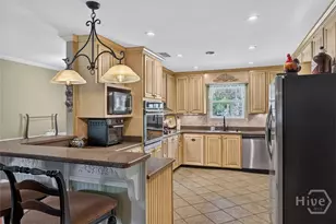 14820 Honeysuckle Rd, Savannah, GA 31419 - Photo 10