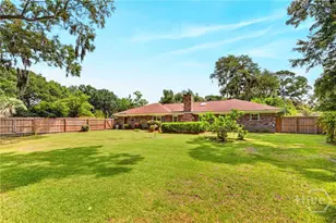 701 Woodridge Dr, Savannah, GA 31410 - Photo 46
