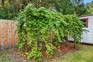 701 Woodridge Dr, Savannah, GA 31410 - Photo 48