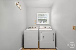 701 Woodridge Dr, Savannah, GA 31410 - Photo 24