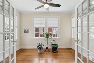 315 E 54th St, Savannah, GA 31405 - Photo 12