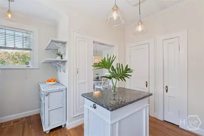 315 E 54th Street, Savannah, GA 31405 - Photo 20