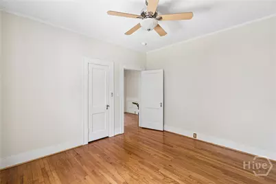 315 E 54th Street, Savannah, GA 31405 - Photo 24