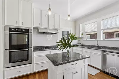 315 E 54th Street, Savannah, GA 31405 - Photo 18