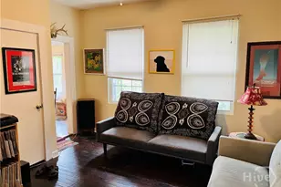 636 E 37th St, Savannah, GA 31401 - Photo 6