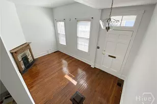 506 E York St, Savannah, GA 31401 - Photo 2