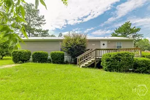 437 Burkhalter Cir, Claxton, GA 30417 - Photo 16