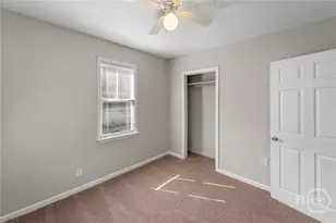 132 Jenks St, Savannah, GA 31415 - Photo 18