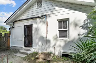 132 Jenks St, Savannah, GA 31415 - Photo 26