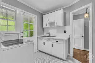 1923 New Mexico St, Savannah, GA 31404 - Photo 8