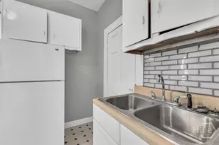 1023 W 37th St, Savannah, GA 31415 - Photo 16