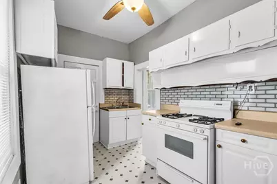 1023 W 37th Street, Savannah, GA 31415 - Photo 14