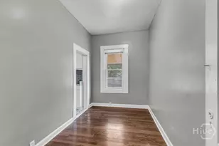 1023 W 37th St, Savannah, GA 31415 - Photo 12
