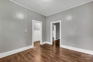 1023 W 37th St, Savannah, GA 31415 - Photo 4
