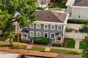 105 W 31st St, Savannah, GA 31401 - Photo 2