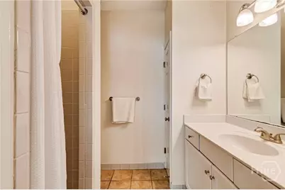 105 W 31st Street, Savannah, GA 31401 - Photo 14