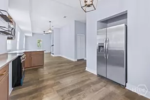 1137 E Gwinnett St, Savannah, GA 31404 - Photo 10