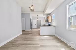 1137 E Gwinnett St, Savannah, GA 31404 - Photo 8