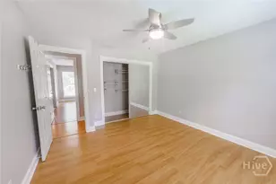 911 Boxwood Dr, Savannah, GA 31410 - Photo 12