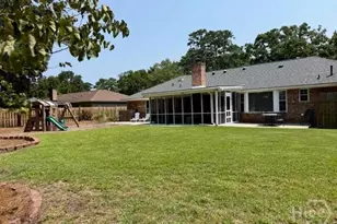 911 Boxwood Dr, Savannah, GA 31410 - Photo 18
