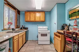 155 Burton Rd, Savannah, GA 31405 - Photo 10