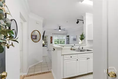 3326 Whitemarsh Way, Savannah, GA 31410 - Photo 2