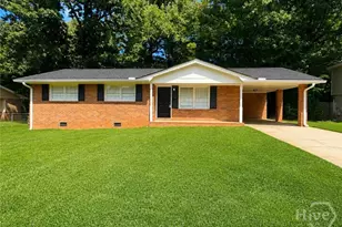 1716 Hallmark Dr, Griffin, GA 30223 - Photo 2