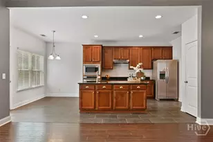 204 Waverly Ln, Richmond Hill, GA 31324 - Photo 6