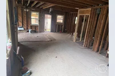 1210 E 40th Street, Savannah, GA 31404 - Photo 10