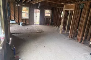 1210 E 40th St, Savannah, GA 31404 - Photo 10