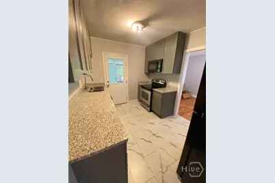 2219 E 40th Street, Savannah, GA 31404 - Photo 4