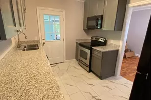 2219 E 40th St, Savannah, GA 31404 - Photo 4