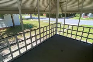 2219 E 40th St, Savannah, GA 31404 - Photo 8