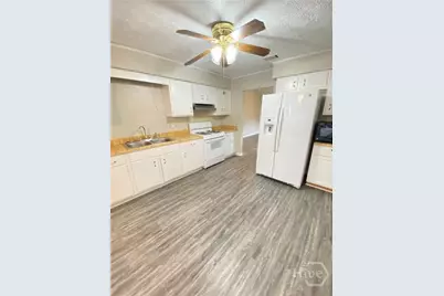 2303 Beaumont Drive, Savannah, GA 31406 - Photo 6